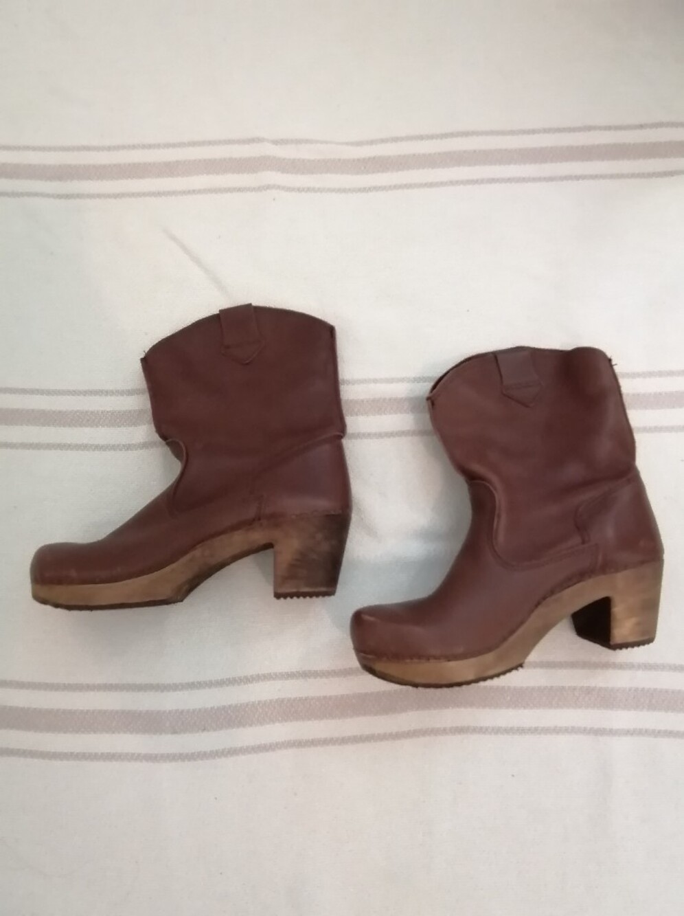 Brown Leather Mid-Calf Heeled Boots - Women